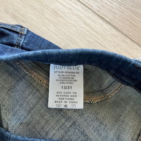 Judy Blue Women’s Pull On Dark Wash Boot Cut Jeans Sz 13/31 - Picture 7 of 9